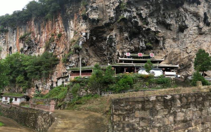 景东花山寺图片（云南红山茶业有限公司）